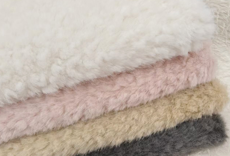 Tela de terciopelo de nubes de 800 g y 165 cm adecuada para sombreros