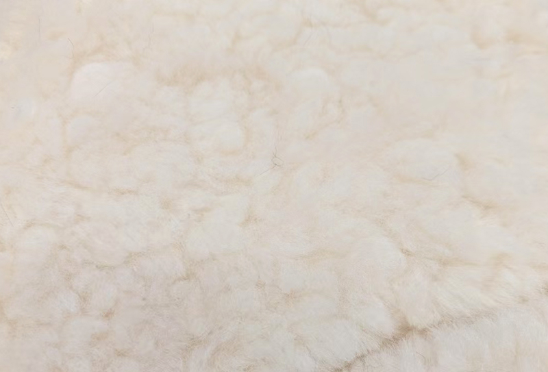 Tela de felpa de partículas grandes, felpa de nube pequeña, 900mg*160cm, adecuada para ropa Tela de felpa de partículas grandes, felpa de nube pequeña, 900mg*160cm, adecuada para ropa