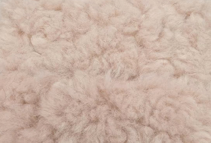 Tela de felpa de partículas grandes, felpa de nube pequeña, 900mg*160cm, adecuada para ropa Tela de felpa de partículas grandes, felpa de nube pequeña, 900mg*160cm, adecuada para ropa