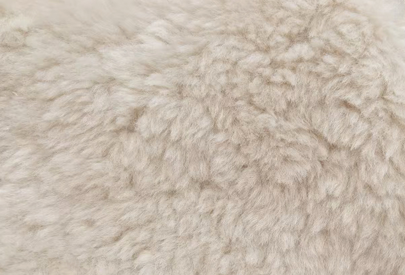 Tela de felpa de partículas grandes, felpa de nube pequeña, 900mg*160cm, adecuada para ropa Tela de felpa de partículas grandes, felpa de nube pequeña, 900mg*160cm, adecuada para ropa